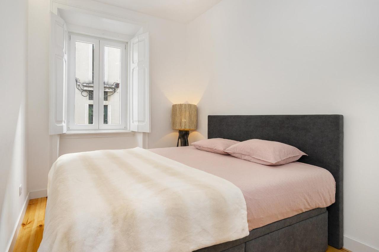 Whome Chic 1-Bed W/ Patio Perfect To Explore Lisboa Ngoại thất bức ảnh